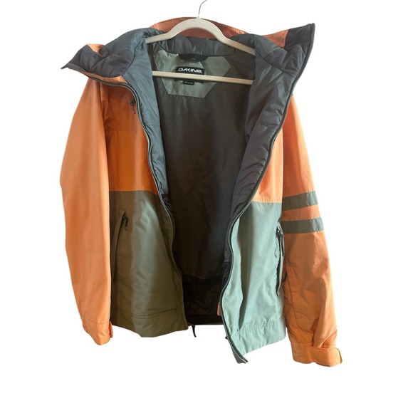 Dakine Juniper Snowboard Ski Woman's Jacket Size Large Melon Sage Color Block - Picture 5 of 16